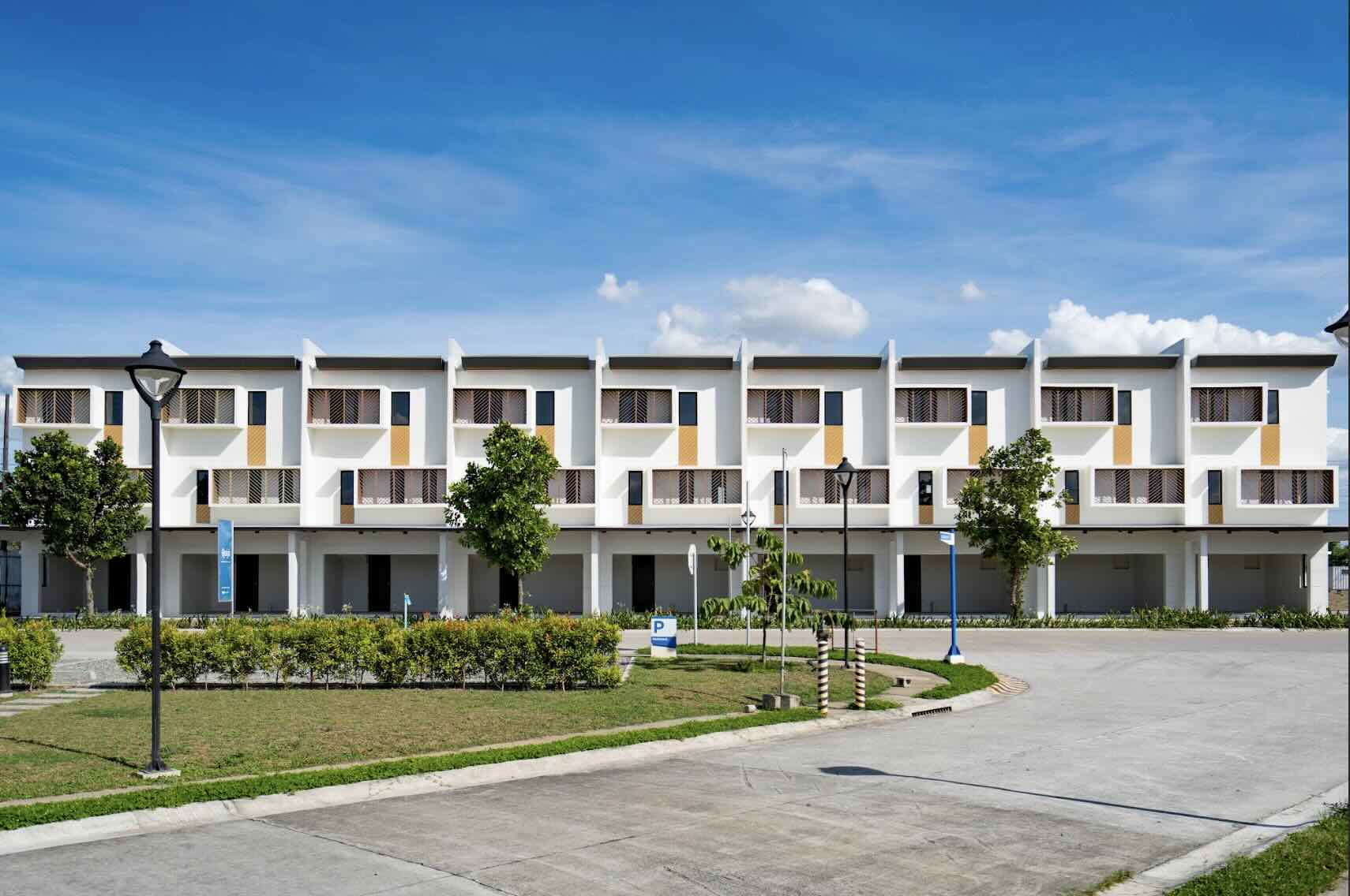 AJOYA PAMPANGA SHOPHOUSE